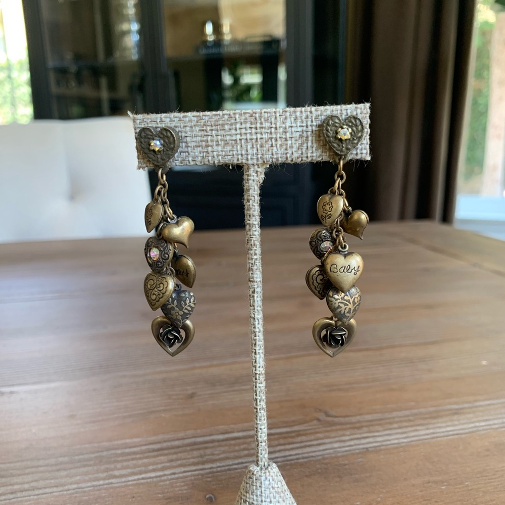 BANANA BOB • Vintage Heart Crystal Floral Cluster Chandelier Gold Tone Earrings